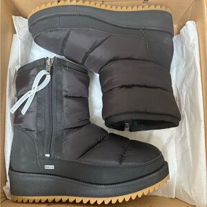UGG Ridge Waterproof Snow Boots
